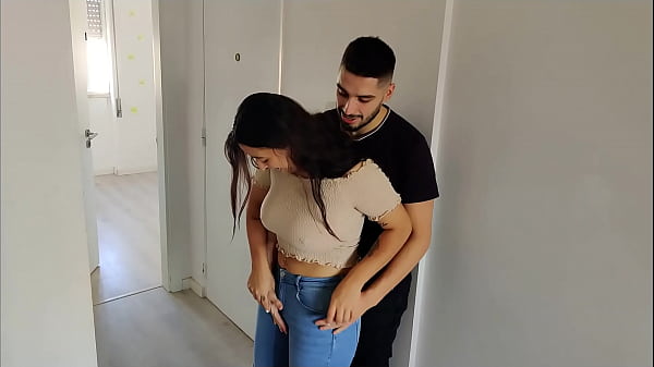 Follando a la madre de mi amiga en su aniversario de matrimonio