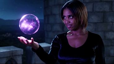Princess Khalessi69 Falls into the Trap of the Witch Molly Piantiny and Succumbs to Intense, Delicious Lesbian Tribbing and Scissoring CAPITULO 1